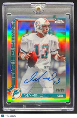 Dan Marino #CLA-DM 2025 Topps Chrome Football Chrome Legends Autographs