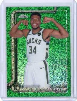 Giannis Antetokounmpo #137 2025-26 Topps Chrome Basketball
